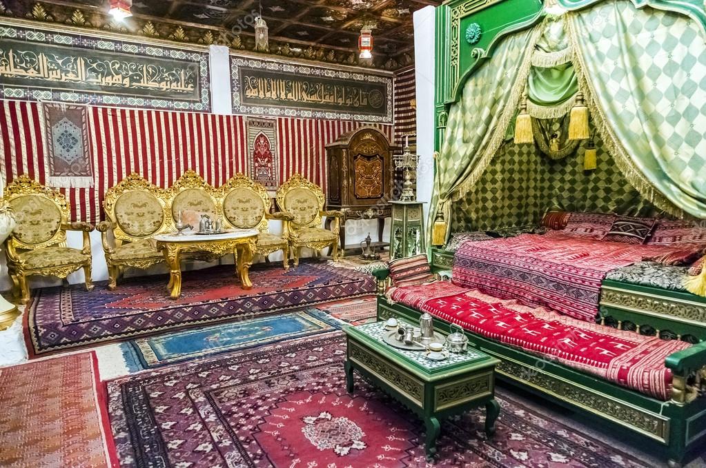 Detail van een arabische stijl slaapkamer met bed en thee kamer ... Slaapkamer arabische stijl