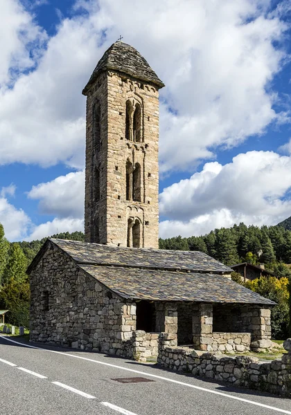 サン ミゲル d Engolasters、アンドラのロマネスク様式の教会 — ストック写真
