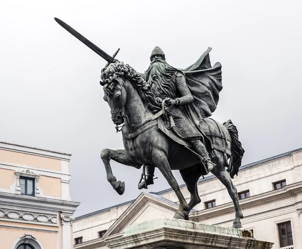 Estatua de El Cid en Madrid, España — Foto de Stock