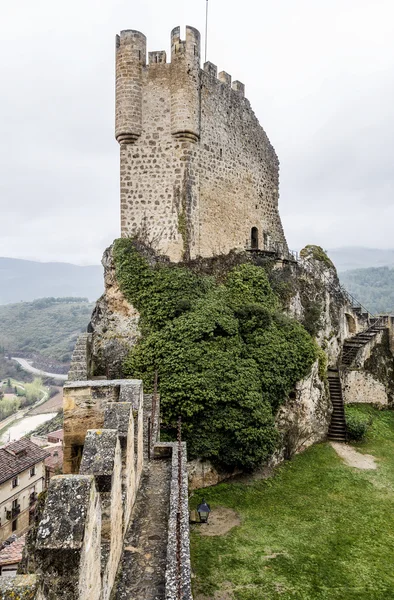 Castello della città di Frias Burgos, Spagna — Foto Stock