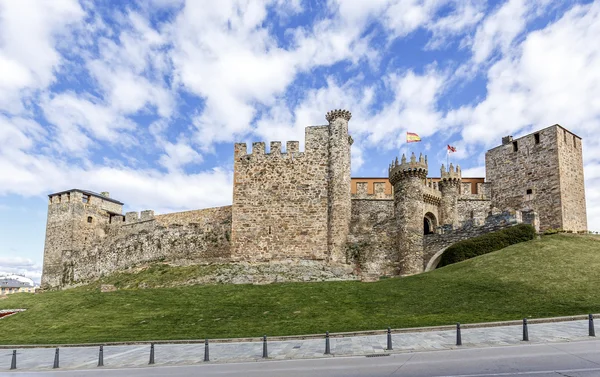 Wejście do domu lub głównego zamku templariuszy w Ponferradzie, Bierzo — Zdjęcie stockowe