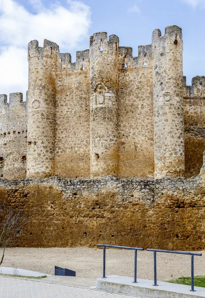 城堡在 Valencia 德唐 Juan，卡斯蒂利亚-莱昂 — 图库照片