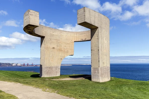 Eulogia do Horizonte em Gijon, Espanha . — Fotografia de Stock