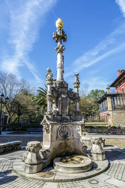 Comillas Cantabria İspanya üç boru kaynak — Stok fotoğraf