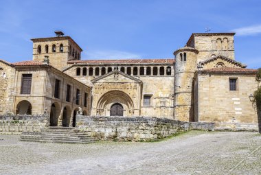  Colegiata Santillana del Mar, İspanya.