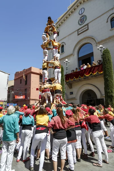 Castell lub człowieka Tower, typowe tradycji w Katalonii — Zdjęcie stockowe