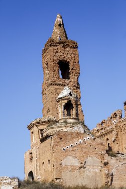 bir İspanyol İç Savaşı sırasında bombardımanında Belchite köy yok 