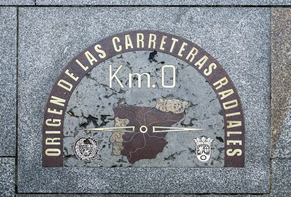 Kilometer nul punt in puerta del sol, madrid, Spanje — Stockfoto