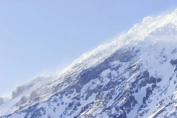 Russia Parco Naturale Vulcani Kamchatka Vulcano Koryaksky Coperto Neve Nuvole — Foto Stock