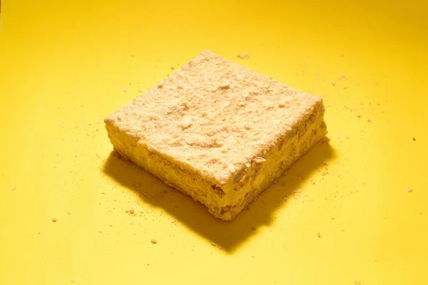 Napoleon Cake Yellow Background Shot Side Place Logo — Φωτογραφία Αρχείου