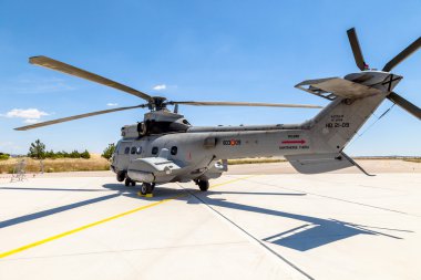 Eurocopter As332 süper Puma