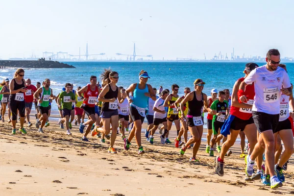 XXV Atletismo recorre las playas de Rota — Foto de Stock