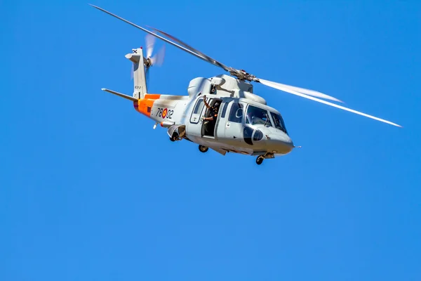 Hubschrauber sikorsky s-76c — Stockfoto