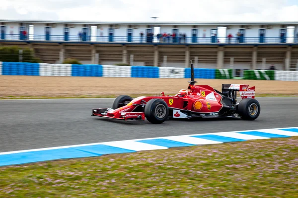 ทีม Scuderia Ferrari F1, Kimi Raikkonen, 2014 — ภาพถ่ายสต็อก
