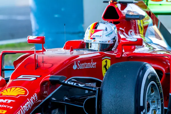 Scuderia Ferrari F1, 세 바스 찬 베 텔, — 스톡 사진
