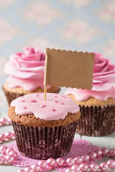 Cupcake med ros — Stockfoto