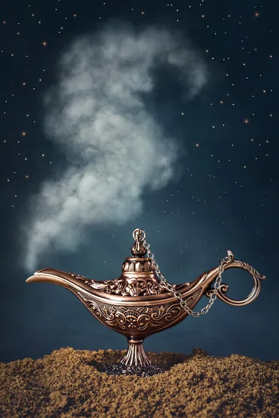 Aladdin magische lamp — Stockfoto