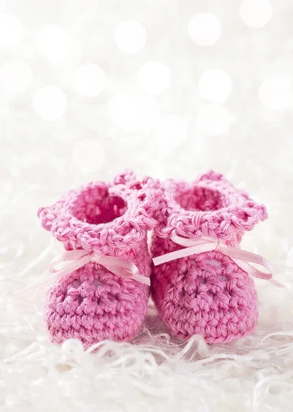 Pembe bebek tığ işi patik