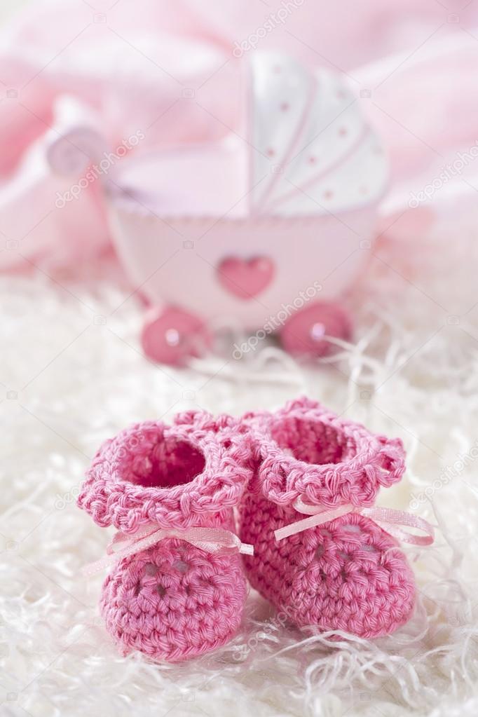 Pink baby crochet shoes