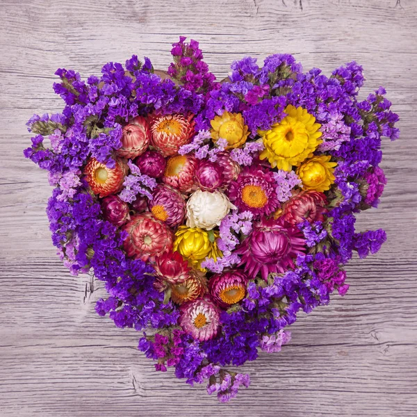 Heart shaped flower wreath — Stock Photo, Image