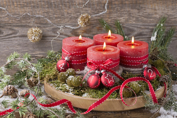 Четыре рождественские свечи
