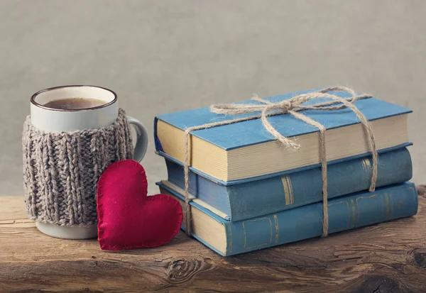 Stapel oude boeken — Stockfoto