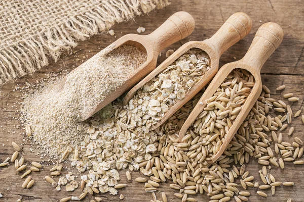 Copos de avena, semillas y salvado —  Fotos de Stock