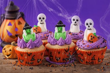 Cadılar Bayramı cupcakes