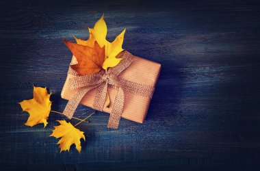 Sonbahar mavi mevcut