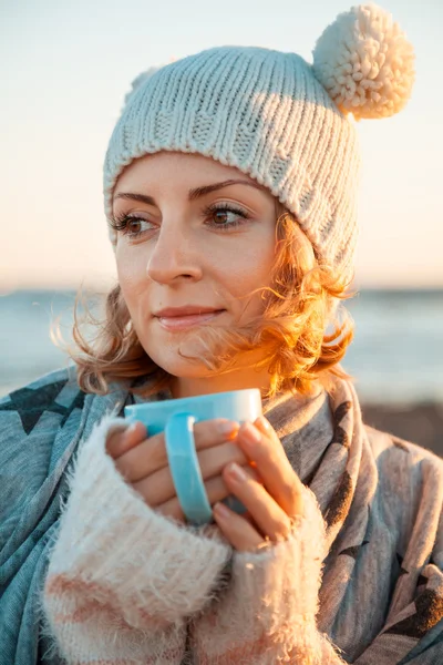 Woman in knitted clothes — Stock Photo, Image