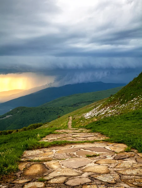 Pioggia in montagna — Foto Stock