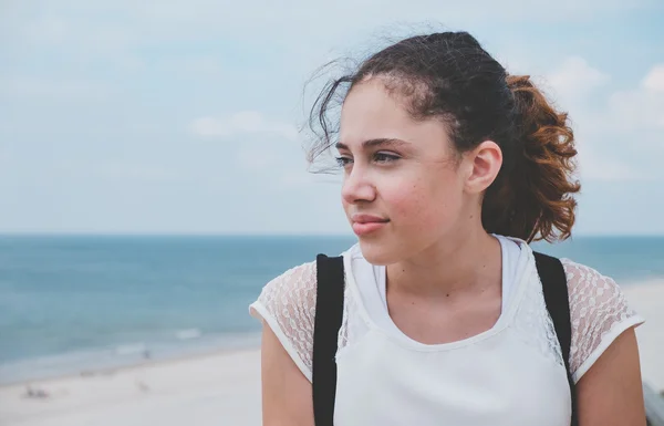 Young girl — Stock Photo, Image