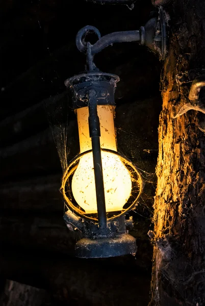 Alte Lampe in einer Mine — Stockfoto