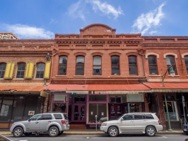 Miras binaları, Honolulu Chinatown