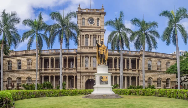 Estátua Rei Kamehameha I em Honolulu, Havaí — Fotografia de Stock