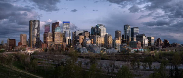 Panoramabild Över Calgarys Skyline Solnedgången Alberta Kanada — Stockfoto