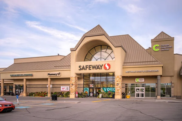 Calgary Alberta Maj 2021 Exteriör Fasad Safeway Livsmedelsbutik Calgary Alberta — Stockfoto