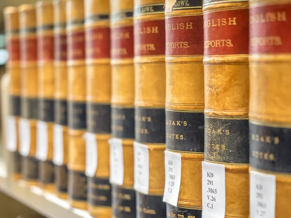 Biblioteca de Derecho - Libros de Derecho Antiguo —  Fotos de Stock