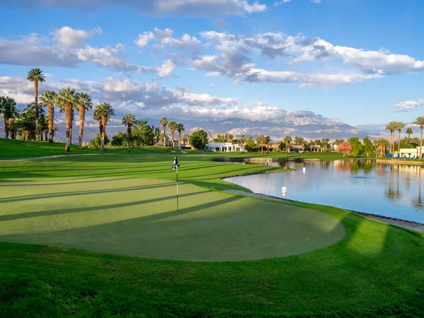 Palm Desert golf course sunrise — Stock Photo, Image