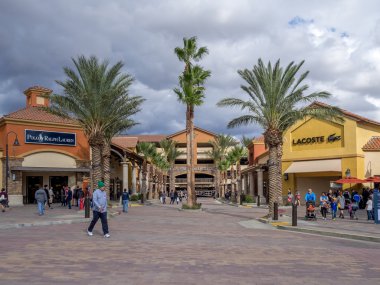 Çöl Hills Premium Outlet Alışveriş Merkezi