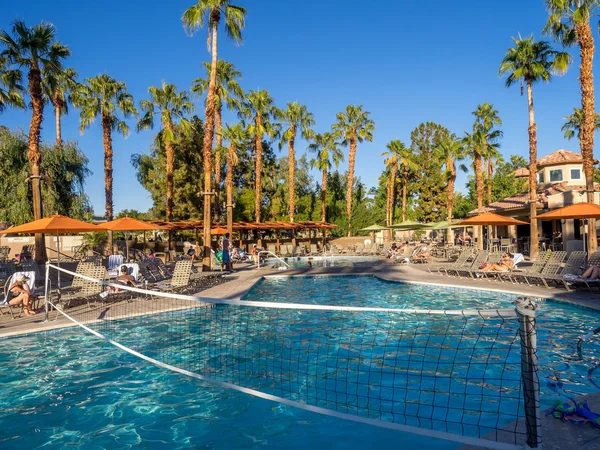 Utsikt över poolerna på Marriott Villas Desert Springs — Stockfoto