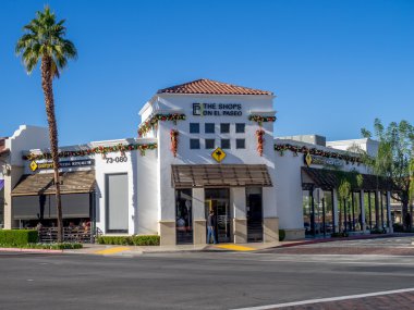 El Paseo alışveriş bölgesi