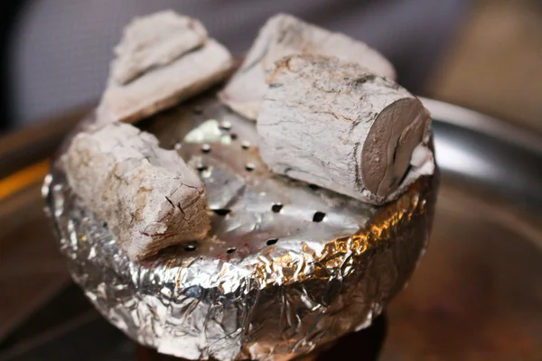 Nargile kömür yakın çekim