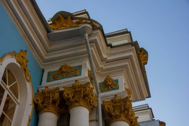 Catherine Park, Puşkin, St. Petersburg, Rusya 'daki Old Garden bölgesindeki Hermitage pavyonunun ayrıntıları. 2020 Sonbaharı