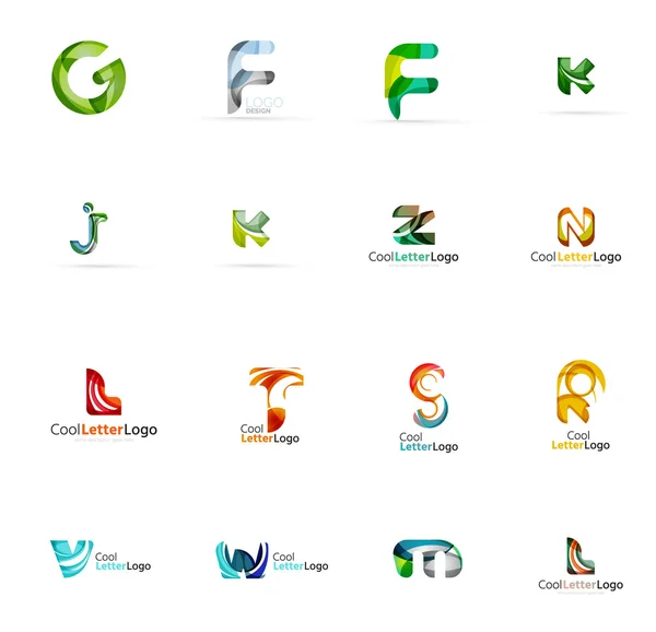 Σύνολο πολύχρωμο abstract επιστολή εταιρικά λογότυπα δημιουργήθηκε με επικαλυπτόμενα ρέοντας σχήματα. Εικόνες της καθολικής επιχειρήσεων για κάθε ιδέα που απομονώνονται σε λευκό — Διανυσματικό Αρχείο