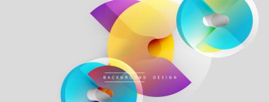 Soyut renkli şekiller örtüşür, dinamik görsel efekt yaratır. Gradyan çemberler, çizgiler modern tasarımı oluşturur. Açık gri arkaplan canlılığı artırır.