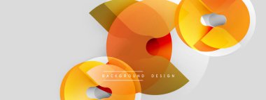 Soyut geometrik şekiller örtüşür, canlı turuncu tasarım yaratır. Açık gri arkaplan karşıtlık ve modern estetik sağlar.