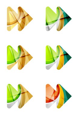 Soyut ileri kümesi oyun ok simgesi, iş logo kavramları, temiz modern geometrik tasarım