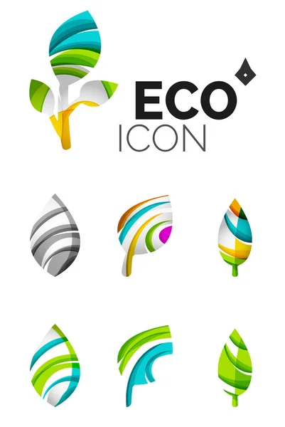 Uppsättning abstrakta eco leaf ikoner, logotype natur affärsidéer, rena, moderna geometriska design — Stock vektor