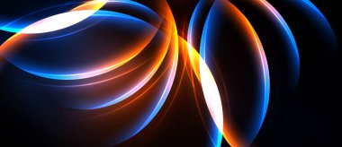 Soyut parlak şekiller siyah arkaplana hükmediyor. Turuncu, mavi, beyaz ışık eğrileri dinamik görsel efekt yaratır. Modern tasarım ögesi.